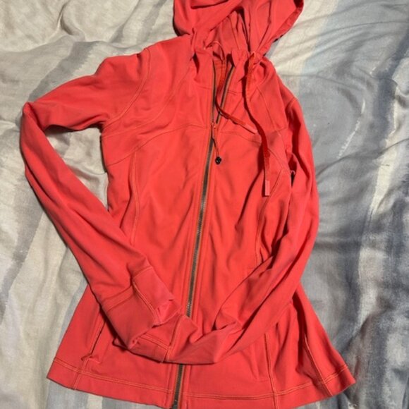 Lululemon Raspberry Cream Define Jacket size 6 - Picture 1 of 3